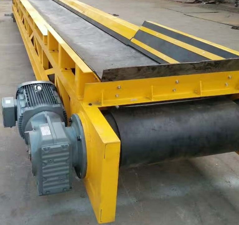 橡六聊城膠帶輸送機.jpg 橡六聊城膠帶輸送機.jpg