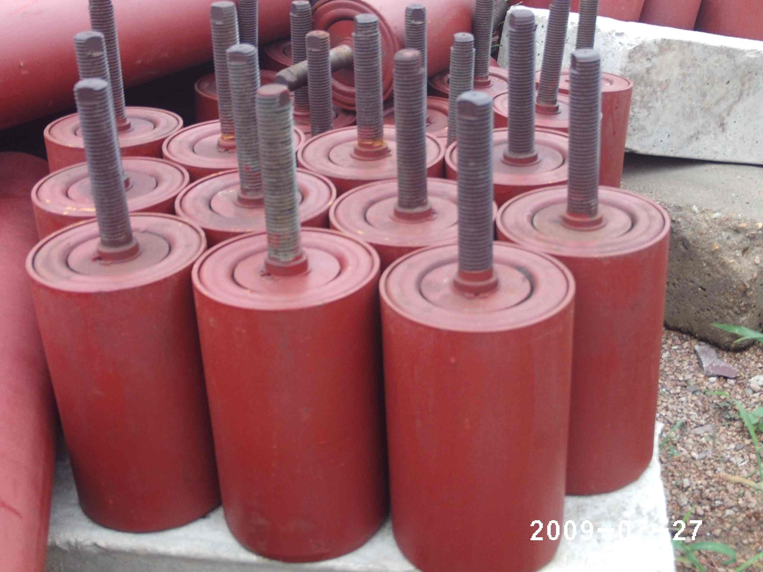 山東輸送機托輥廠家